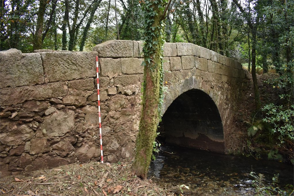 Acondicionamiento y puesta en valor de Ponte Berrimes en Lousame (A Coruña)