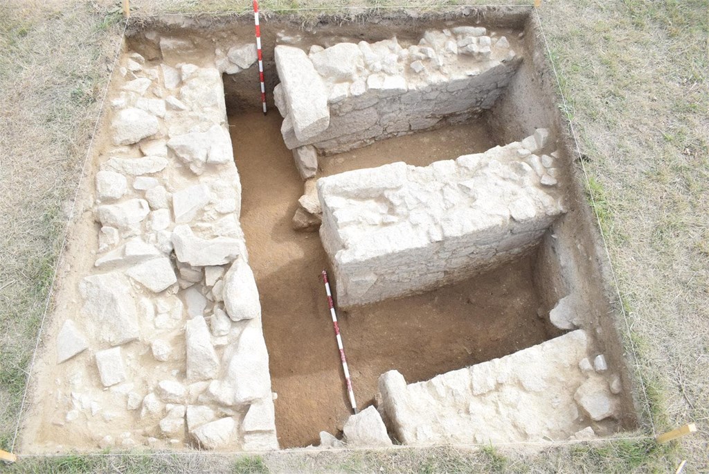 O hórreo romano descuberto en Sober é dun tipo único en Galicia