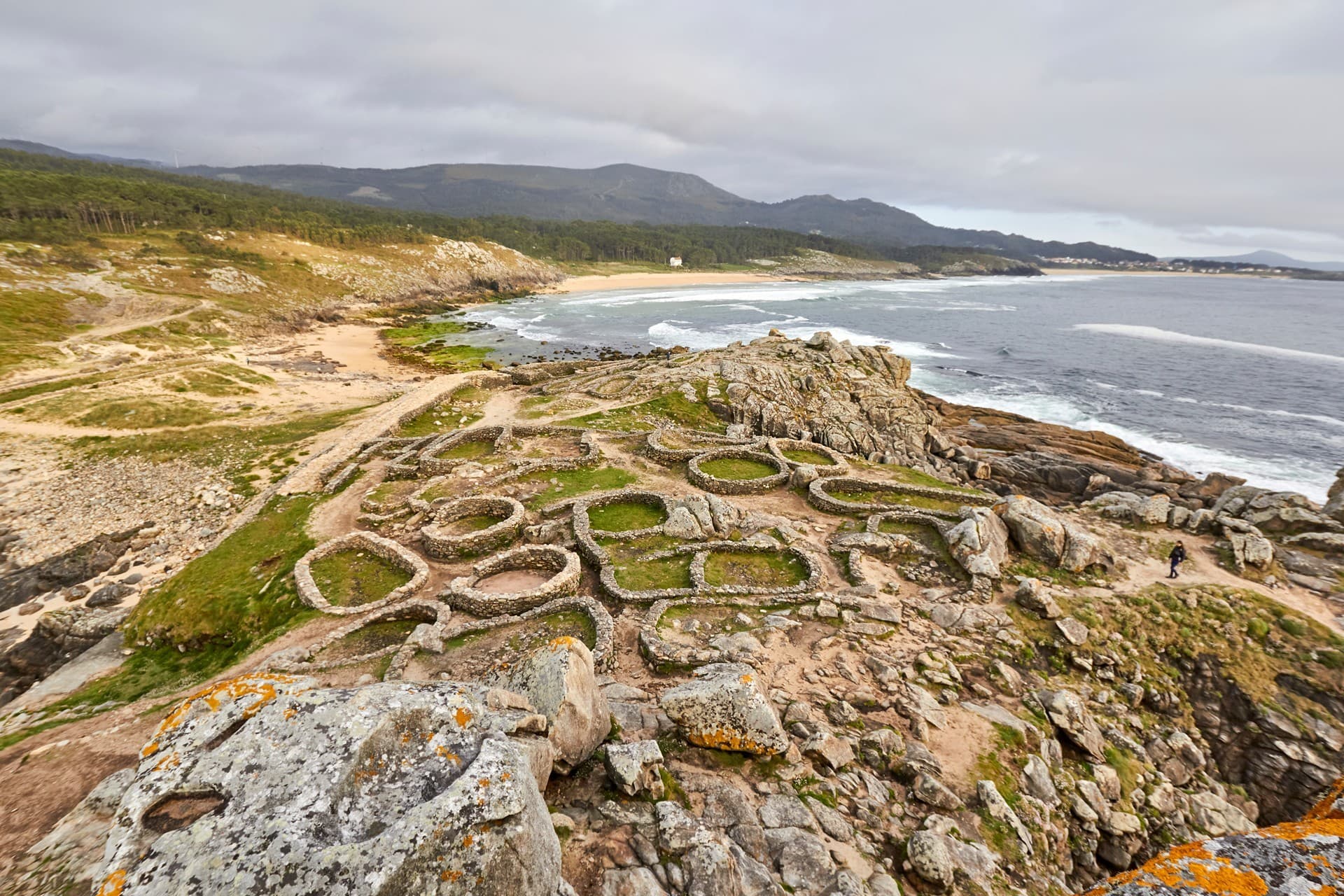 Arqueólogos en A Coruña y Ferrol